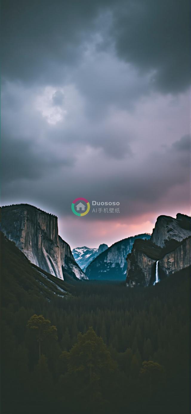 优胜美地国家公园戏剧性光影峡谷：落日余晖映照下的壮丽景观