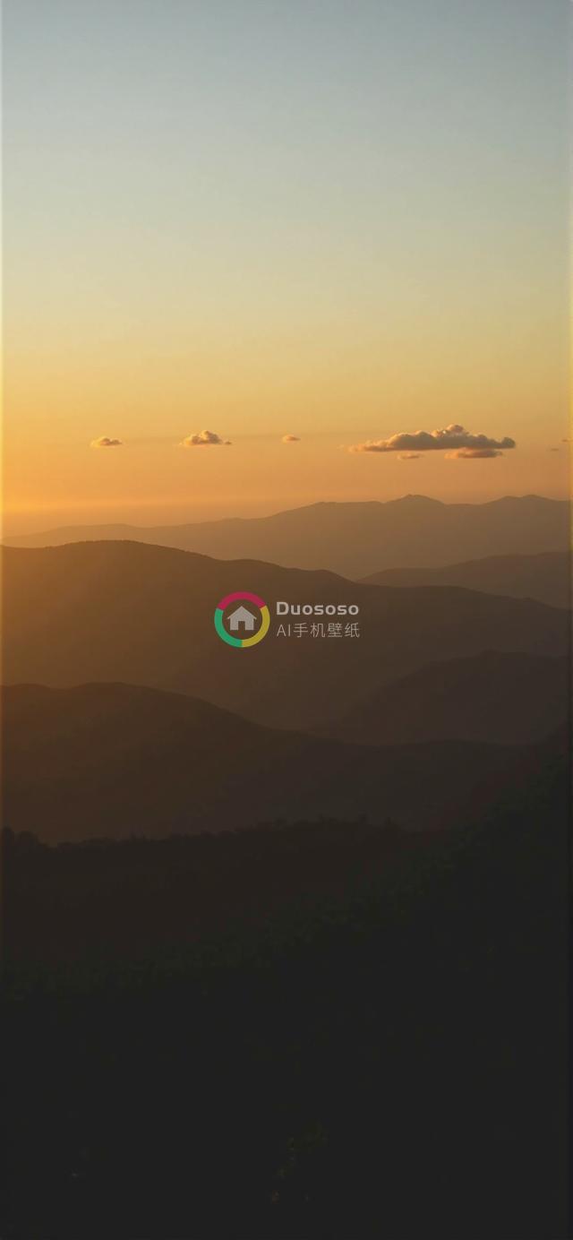 落日余晖下山脉剪影的温馨竖幅摄影
